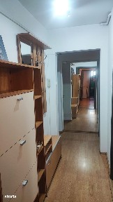 Închiriez apartament 3 camere