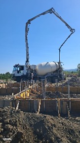 Casă nouă cu 5 camere și curte în natură