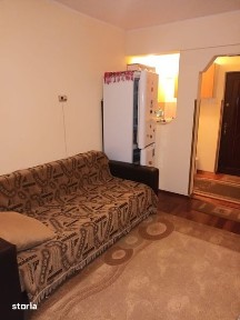 Vand garsoniera renovata