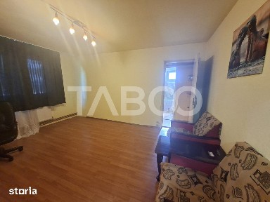 Apartament de vanzare 2 camere si pivnita parter inalt Rahovei Sibiu