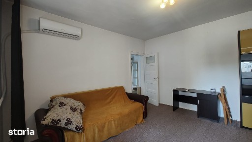 De inchiriat apartament cu o camera