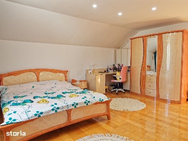 Casa cu 4 camere si garaj Săcele | De închiriat