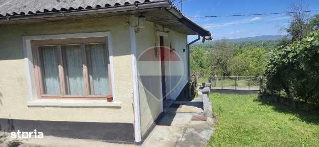Casă / Vilă cu 2 camere de vânzare