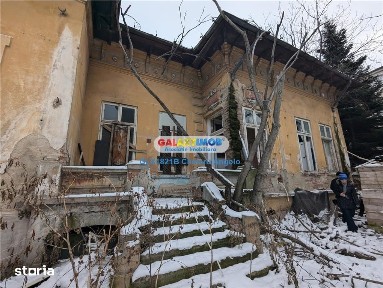 Udriste, 3 vile și teren 1745 mp, deschidere 18 m, proiect 8 vil