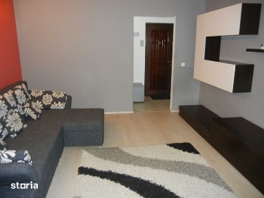Proprietar-apartament 2 camere complet mobilat si utilat