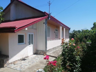 Casă de vânzare în com. Havârna