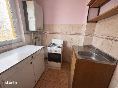Apartament 3 camere, 40.77 mp, zona Micro 3