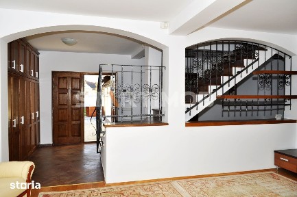 Casa mobilata zona Primariei Cristian