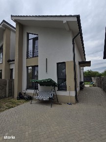 Duplex despărțit de închiriat în Mosnita Veche