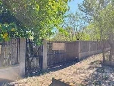 Teren de vanzare + Casa, sat Vartop, Oras Corabia, Olt.