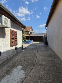 Casa sau spatiu comercial 400 mp² str Ciheiului