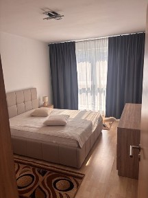Inchiriez apartament 2 camere in Avangarden 2. Parcare si boxa