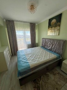 Apartament cu 2 camere DECOMANDAT