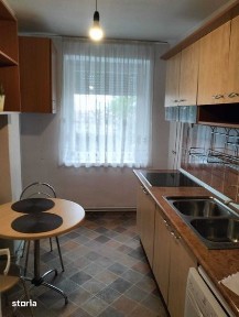 Inchiriez apartament cu 3 camere, GHEORGHENI, HARGHITA