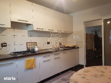 Apartament decomandat 3 camere-parcare-parter-Zona Imparatul Traian