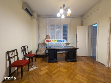 Unirii apartament 7 camere,suprafata utila 198 mp,stare bună