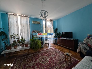 Unirii, apartament 5 cam 170 mp,etajul 2 din trei, renovat, fara risc
