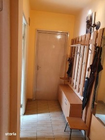 Inchiriez apartament 2 camere in Vasile Aaron
