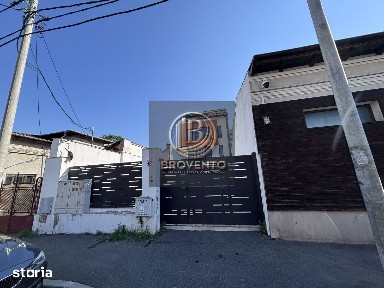 Casa tip bloc de apartamente - birouri
