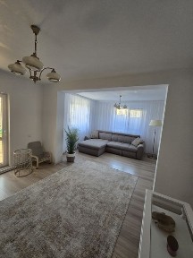 Casa cu etaj P+1