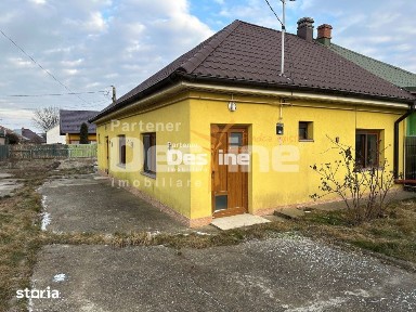 Pascani - Casa la gri cu teren 450 mp, incalzire in pardoseala