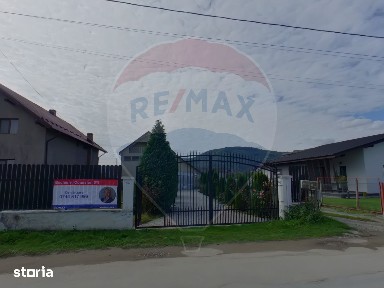 Casă / Vilă cu 4 camere de vânzare în zona Sud