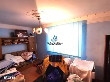 Apartament 3 camere decomandat, sud-est, Zona Scoala 10, Precista