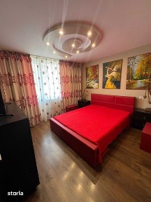 Apartament cu 3 camere complet renovat et.8 !