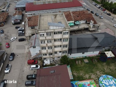 Ansamblu comercial, 1.258 mp, zona Ultracentral - Piata Moreni