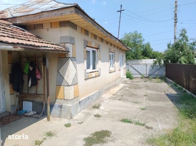 Casa de vanzare in localitatea Malamuc