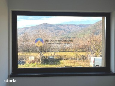 Casa si teren langa lacul Pangarati, mobilata si utilata