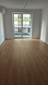 Se vinde apartament finisat cu parcare elite city