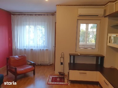 Vanzare apartament cf. 1 decomandat 3 camere + logie