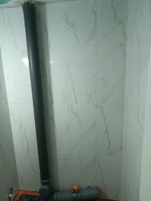 Vând garsonieră parter sau se închiriază cu 100 Euro