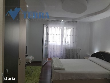 Închiriez garsonieră, etaj 2, zona Liviu Rebreanu
