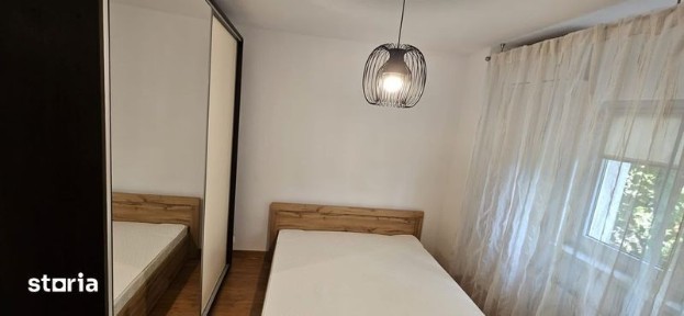 Proprietar inchiriez apartament 4 camere Timpuri Noi/ Tineretului