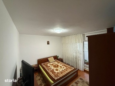 Vanzare apartament 3 camere