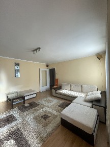 Apartament 3 camere cu BOXA LA PARTER in Cetate