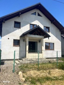 Casa individuala 200 mp, teren 600 mp, Radauti