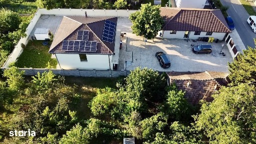 Casă de vânzare unifamilială în Bujac Teren 1080 ( 2 case în curte )