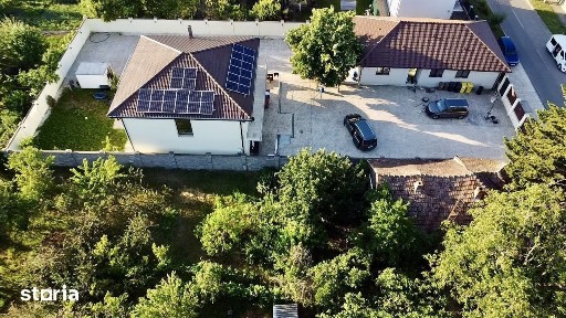 Casă de vânzare unifamilială în Bujac Teren 1080 ( 2 case în curte )