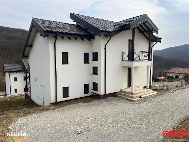 Luncani- vila noua- proiect deosebit langa padure!