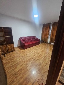 Apartament 2 Camere de Vanzare DECOMANDAT RAHOVA TUTUNARI 26 bl 76 Abc ETAJ 5/8