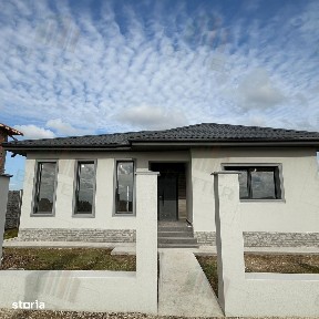 Casă P în comuna Berceni - 3 camere - 2 băi | Ideală pentru familie