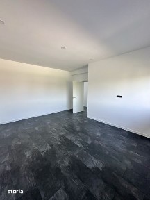 Casa Domnesti. Langa unitatea militara.