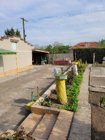 Vând casa com Comana