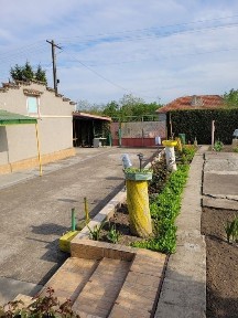 Vând casa com Comana