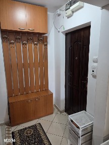 Tomis Nord-Călinescu, 2 camere decomandate, balcon, beci, liber, neg.