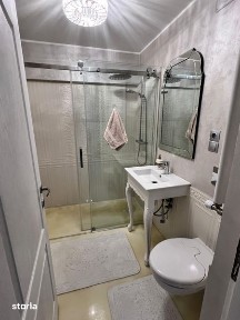 Inchiriez apartament zona Catedrala