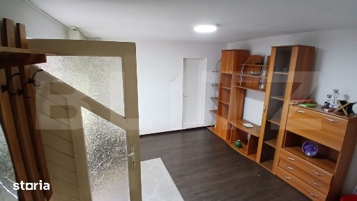 Casa de vanzare, 184 mp, zona Reghin
